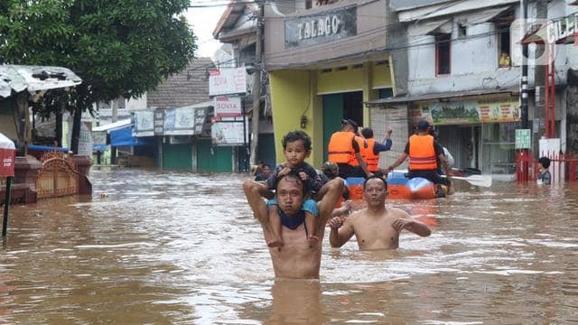 Operator Normalkan Gangguan Jaringan Akibat Banjir